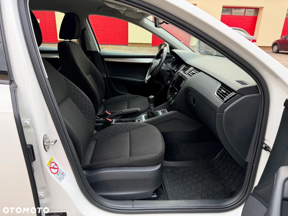 Skoda Octavia 1.6 TDI Ambition - 14