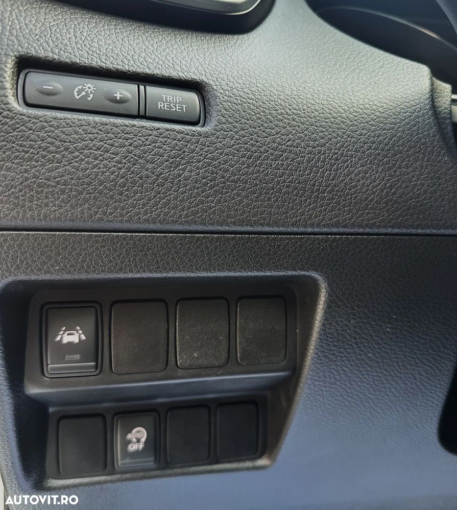 Nissan Qashqai 1.5 DCI TEKNA+ - 17