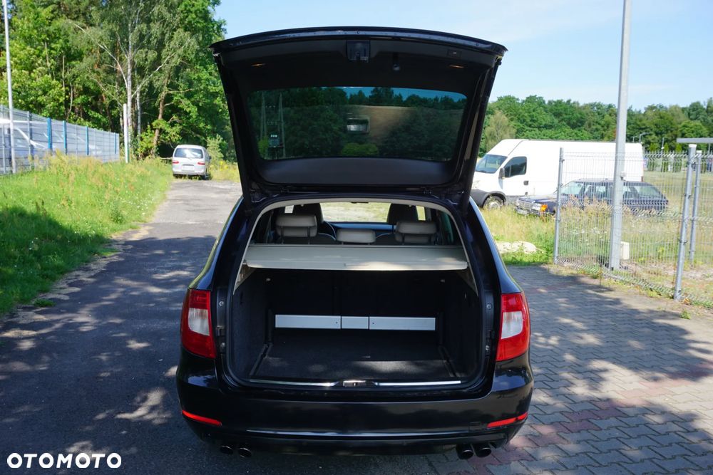 Skoda Superb 2.0 TSI L&K DSG - 5