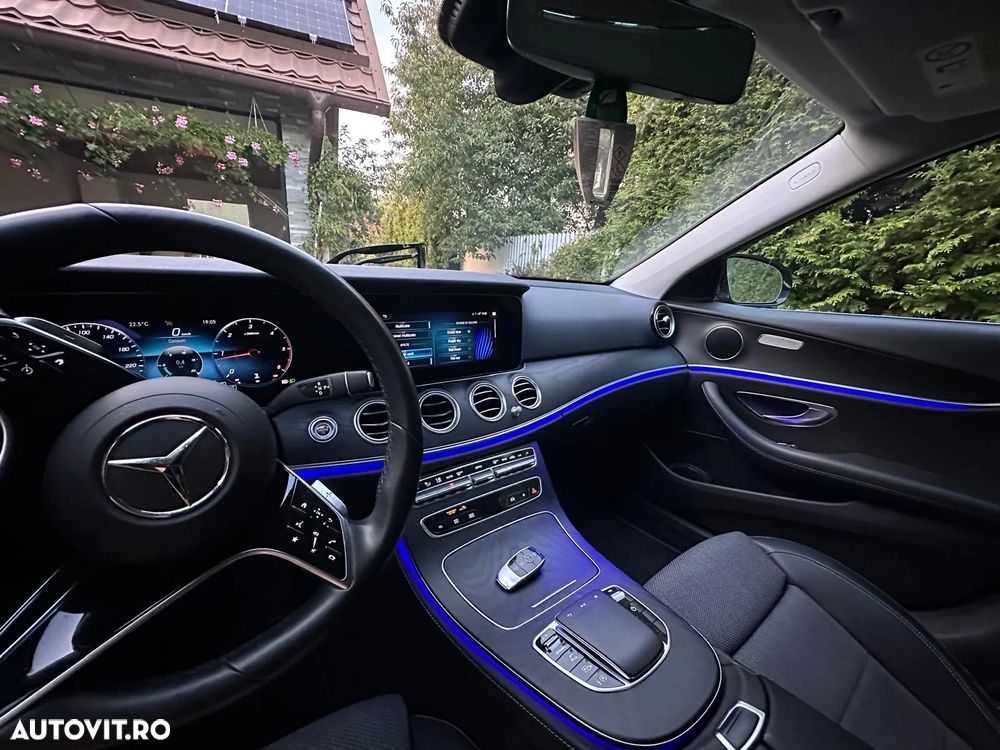 Mercedes-Benz E 220 d 9G-TRONIC - 9
