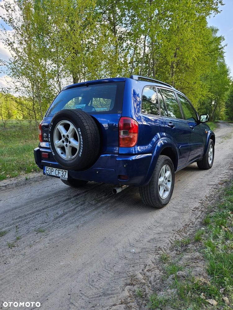 Toyota RAV4 D-4D 4x4 Sol - 2