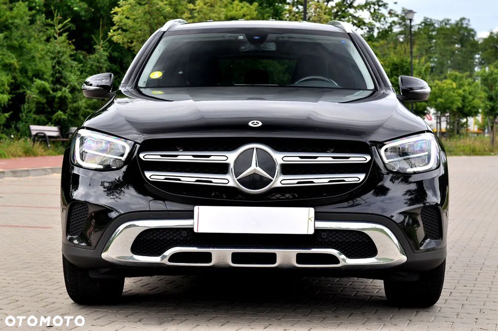 Mercedes-Benz GLC 200 d 4Matic 9G-TRONIC Exclusive - 9