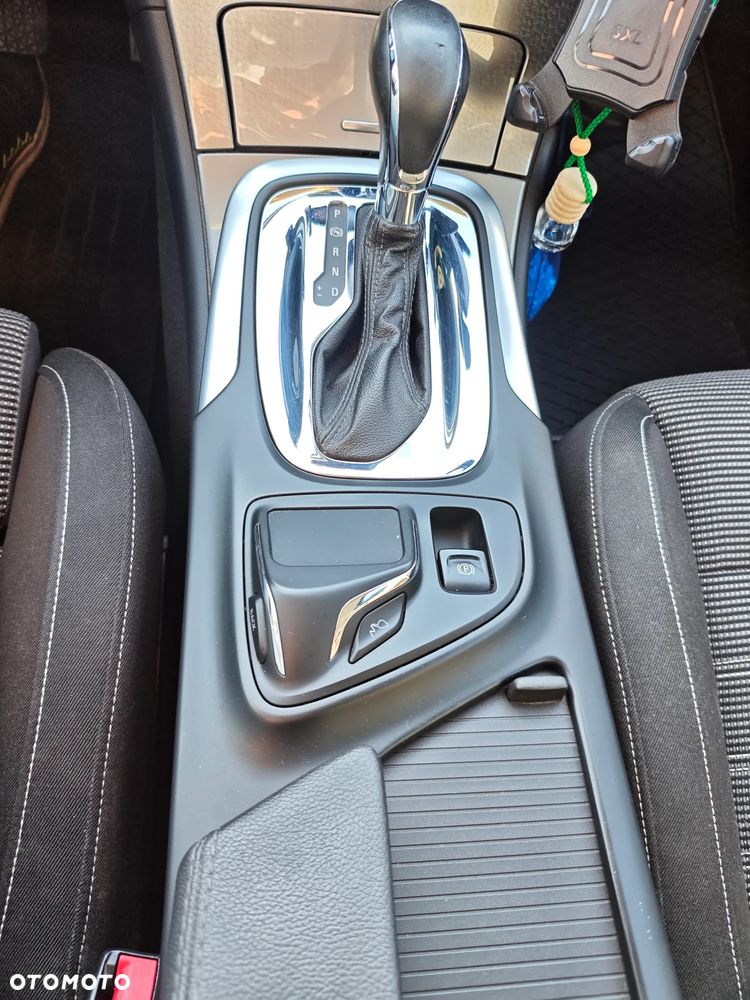 Opel Insignia 2.0 CDTI automatik Sport - 25