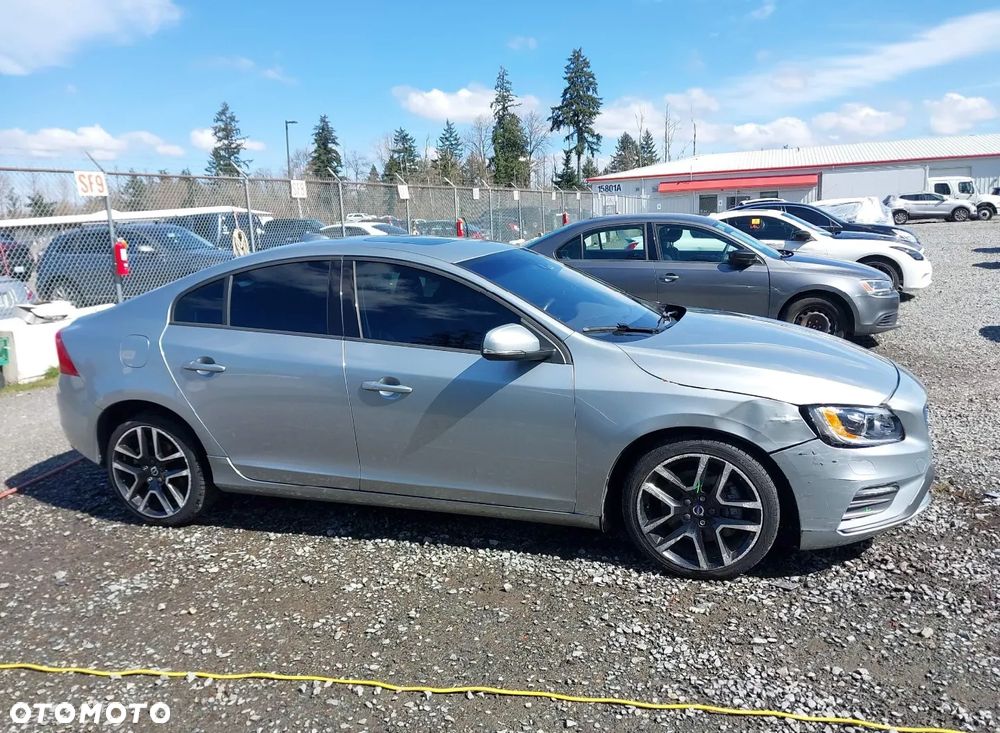 Volvo S60 - 6