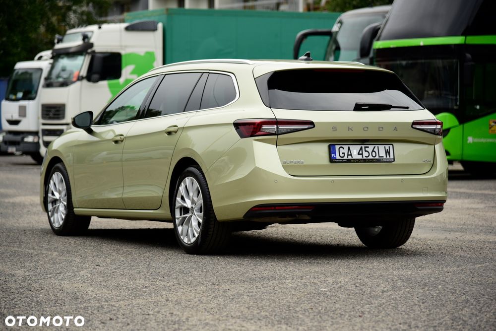 Skoda Superb 2.0 TDI SCR 4x4 Edition 130 DSG - 8