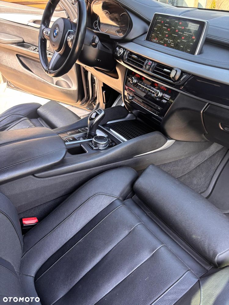 BMW X6M - 16