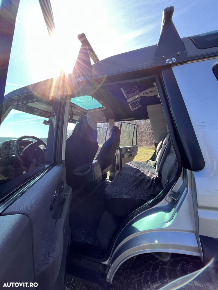 Land Rover Discovery TD5 HSE - 10