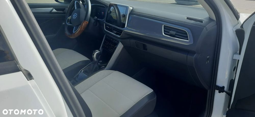 Volkswagen T-Roc 2024 photo 4