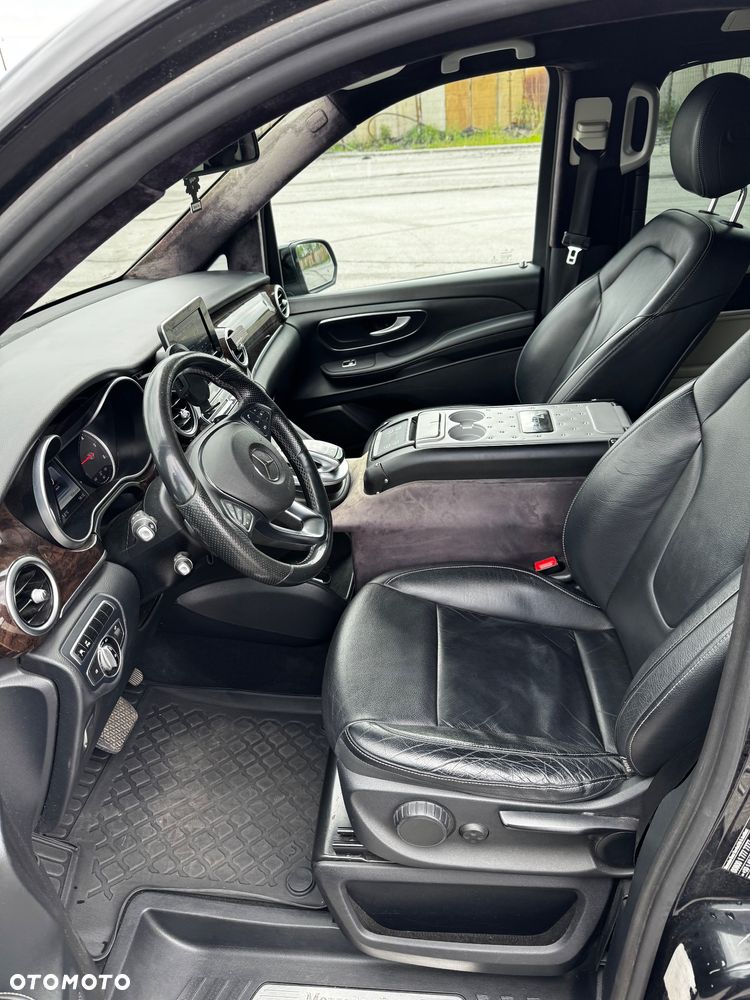 Mercedes-Benz Klasa V 220 CDI Avantgarde 7G-Tronic (d³ugi) - 22