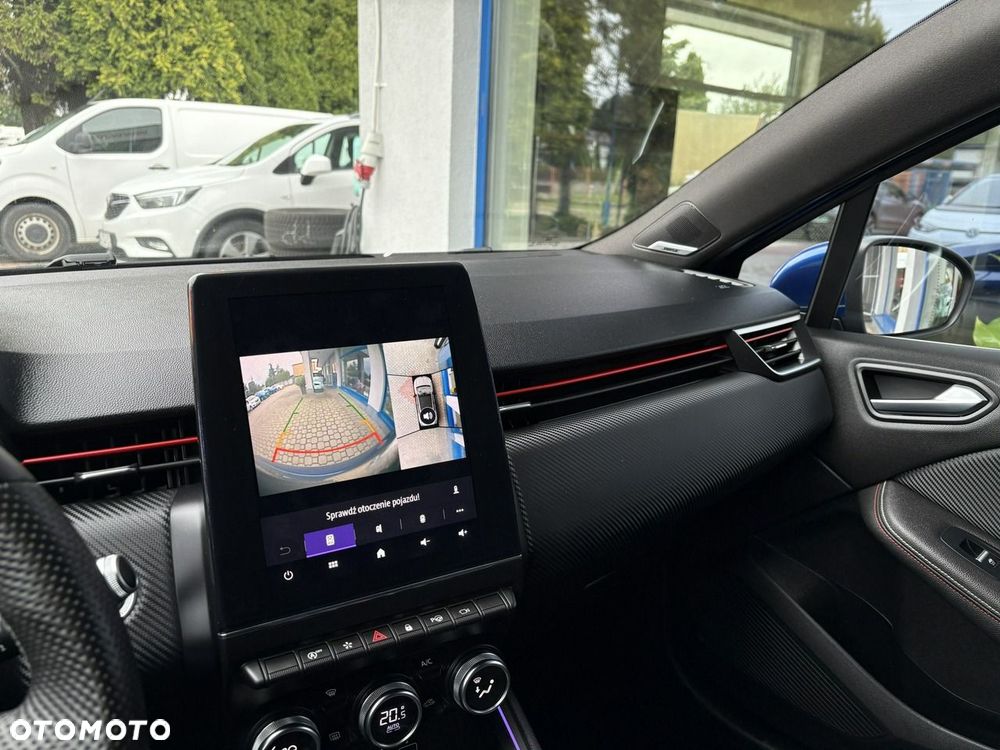 Renault Clio - 17