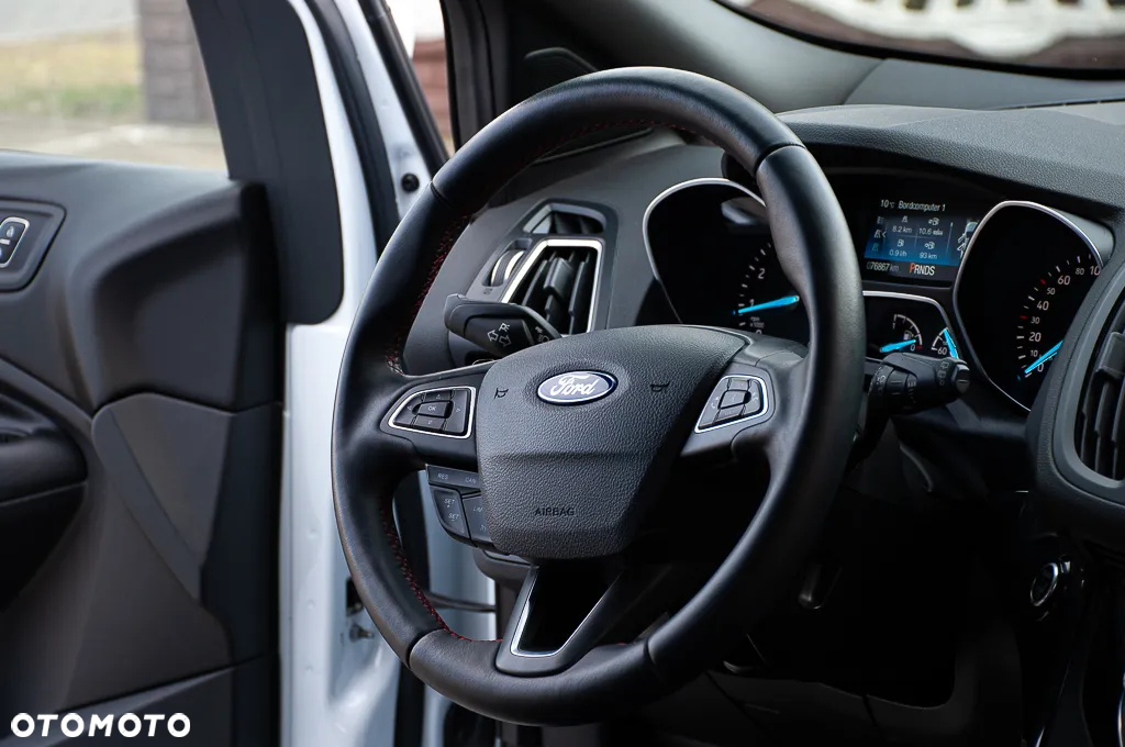 Ford Kuga 1.5 EcoBoost 4x4 ST-Line - 16