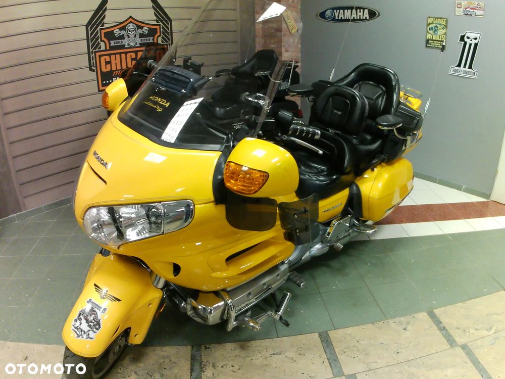 Honda GL - 9