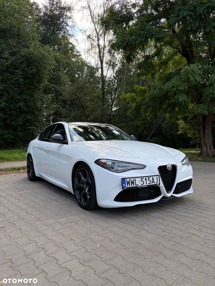 Alfa Romeo Giulia 2018 photo 4