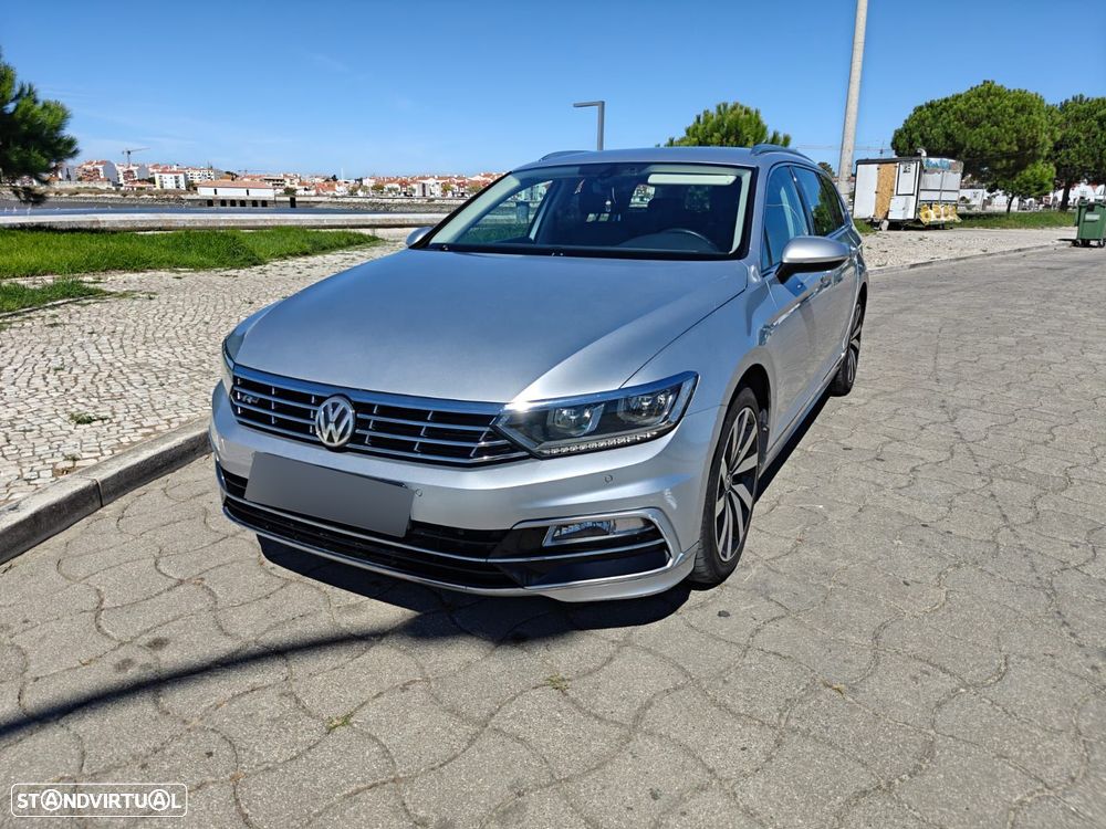 VW Passat Variant 2.0 TDI R-Line DSG - 1