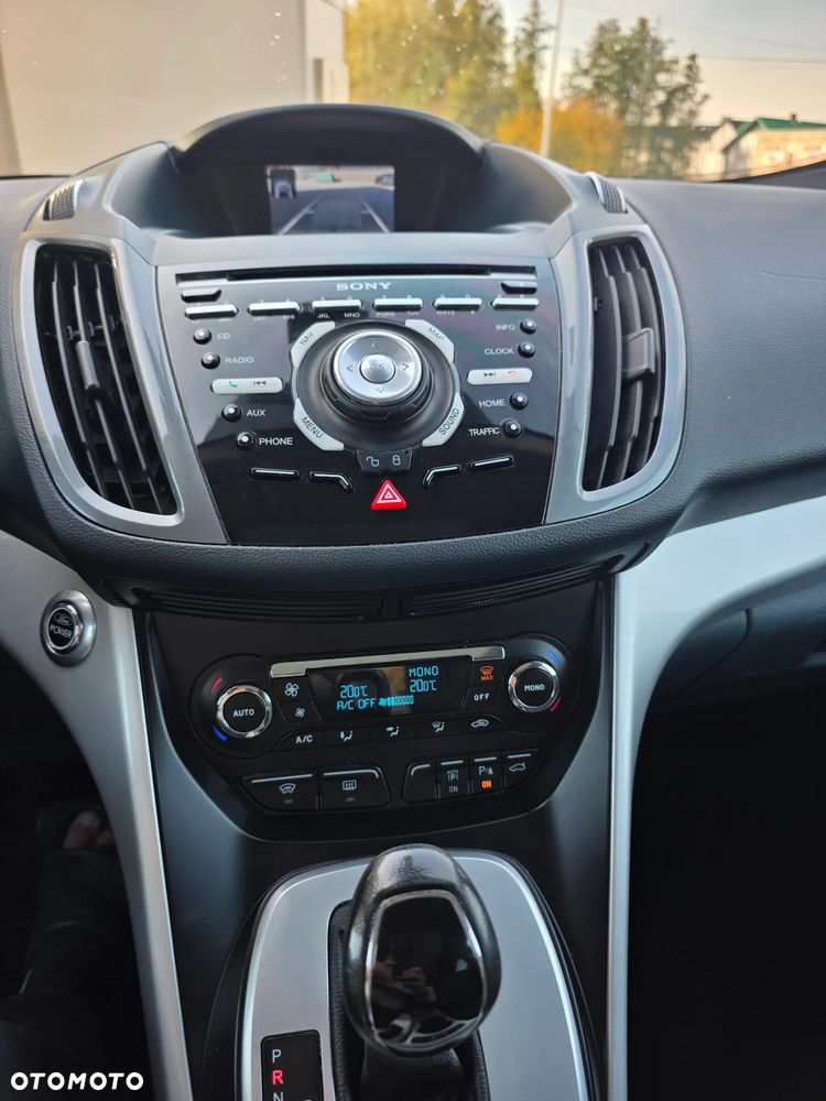 Ford Grand C-MAX - 11