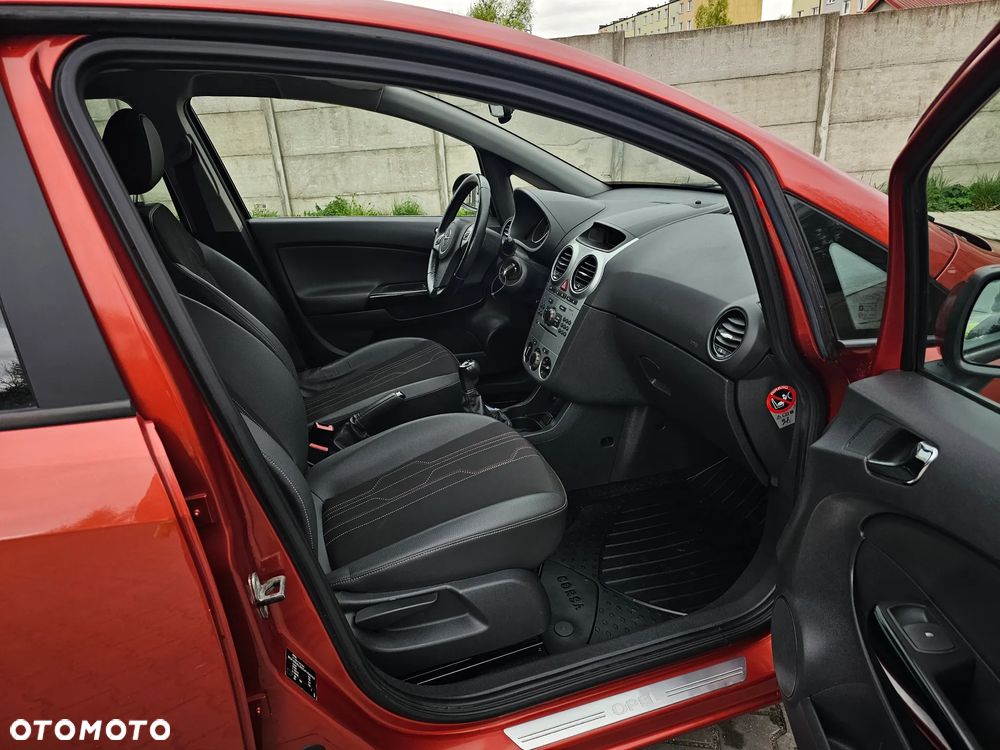 Opel Corsa 1.4 16V 150 Jahre - 9