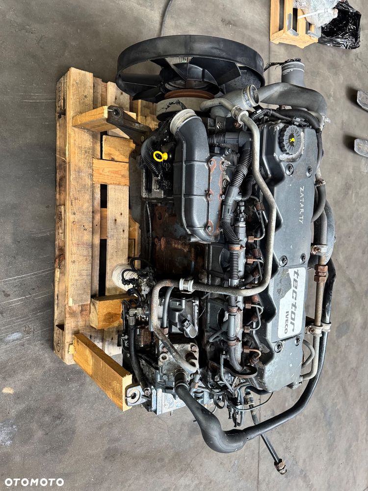 Kompletny silnik Iveco Eurocargo Tector F4AE3681B 220KM - 5