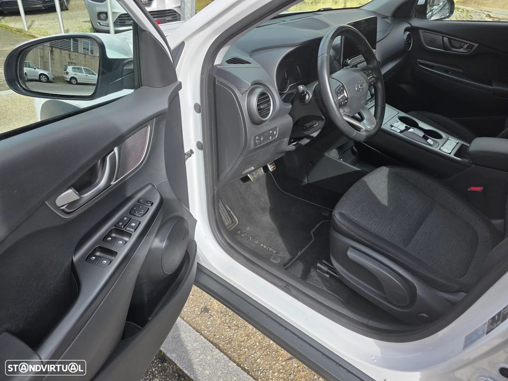 Hyundai Kauai Premium - 9