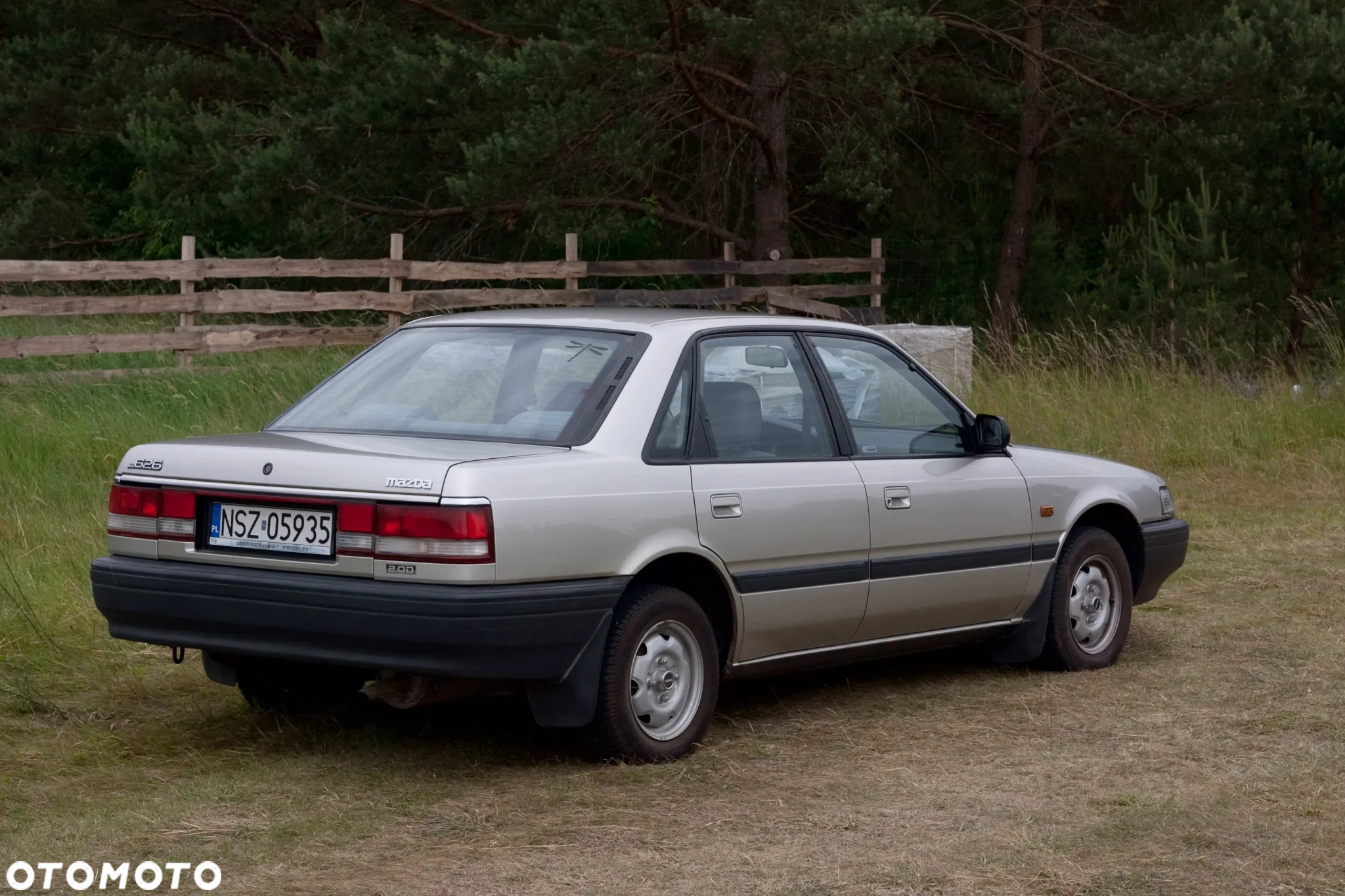 Mazda 626 2.0 D LX - 10
