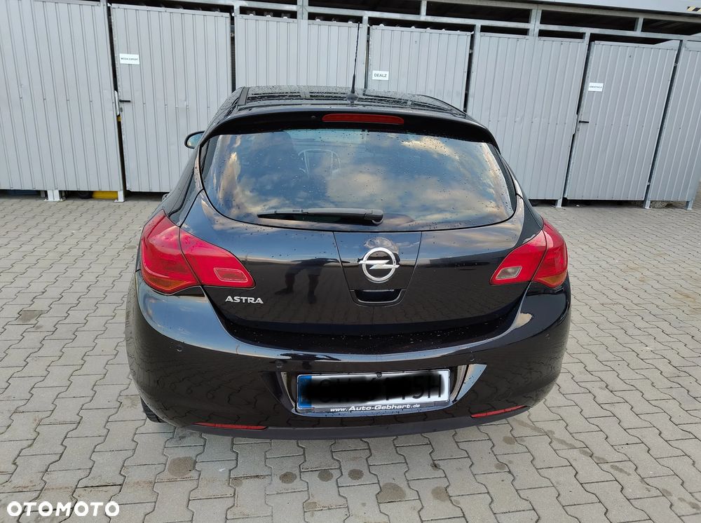Opel Astra - 17