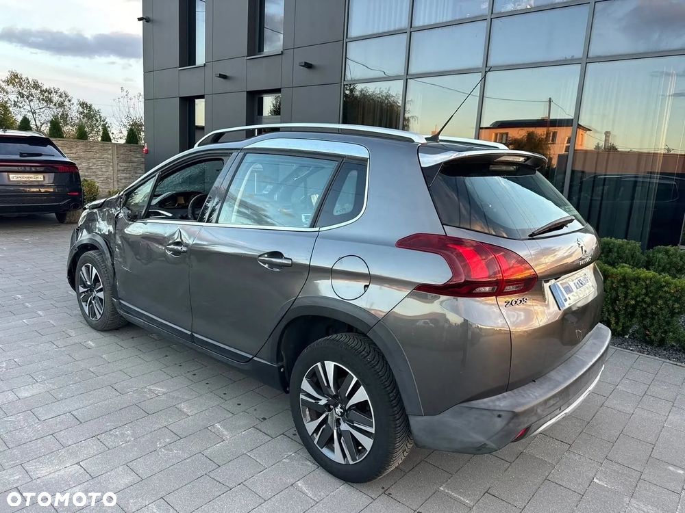 Peugeot 2008 - 4