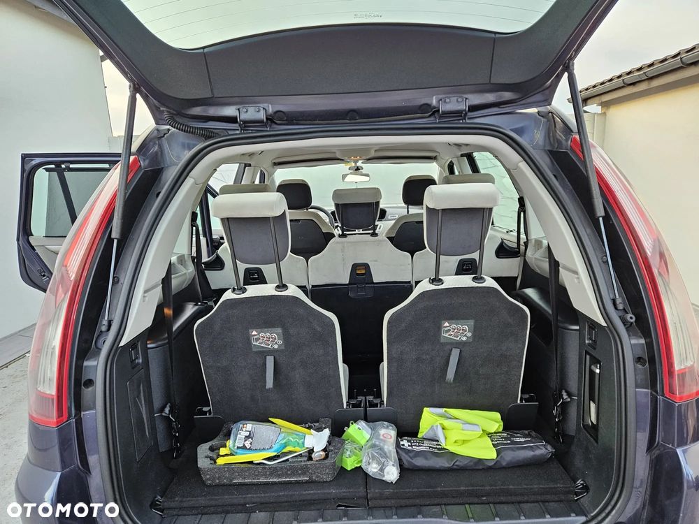 Citroën C4 Grand Picasso - 11