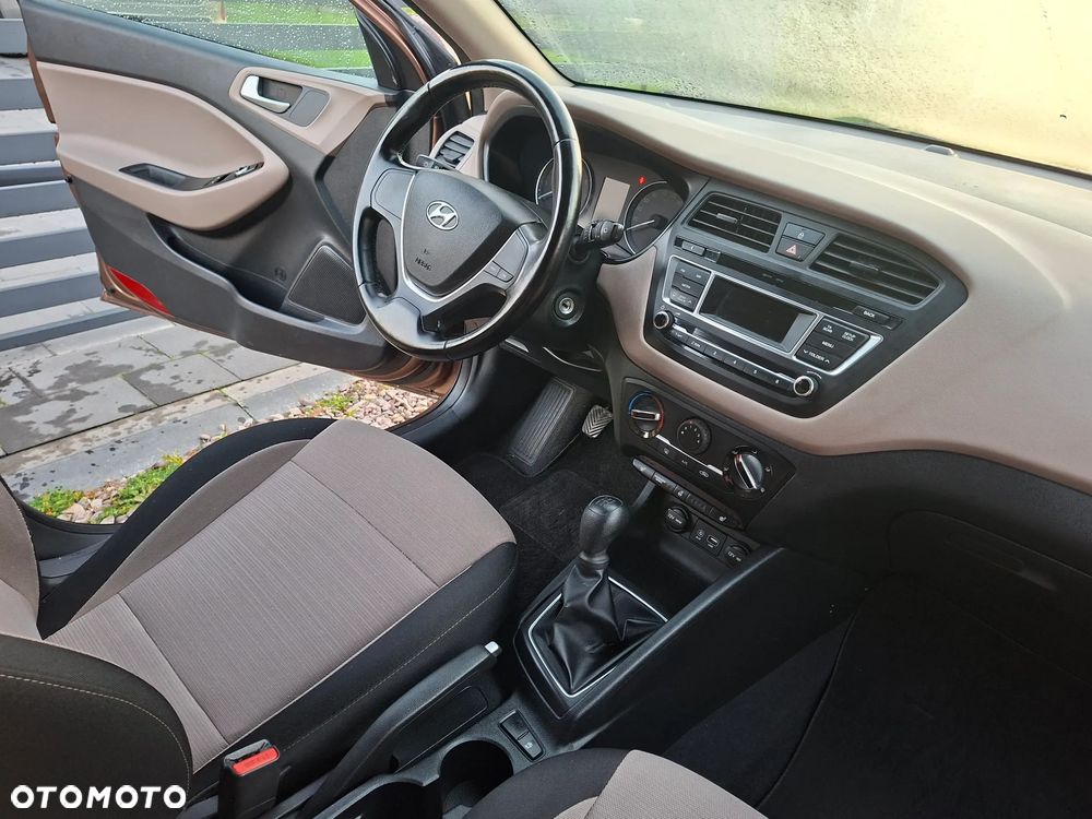 Hyundai i20 1.2 BlueDrive Fresh - 22