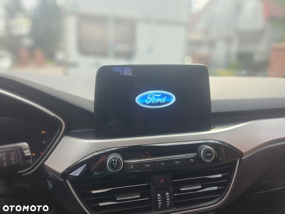 Ford Inny - 2