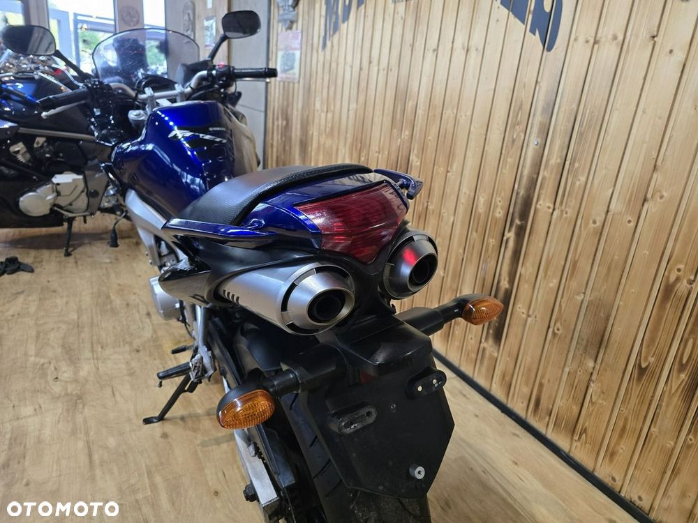 Yamaha FZ - 18