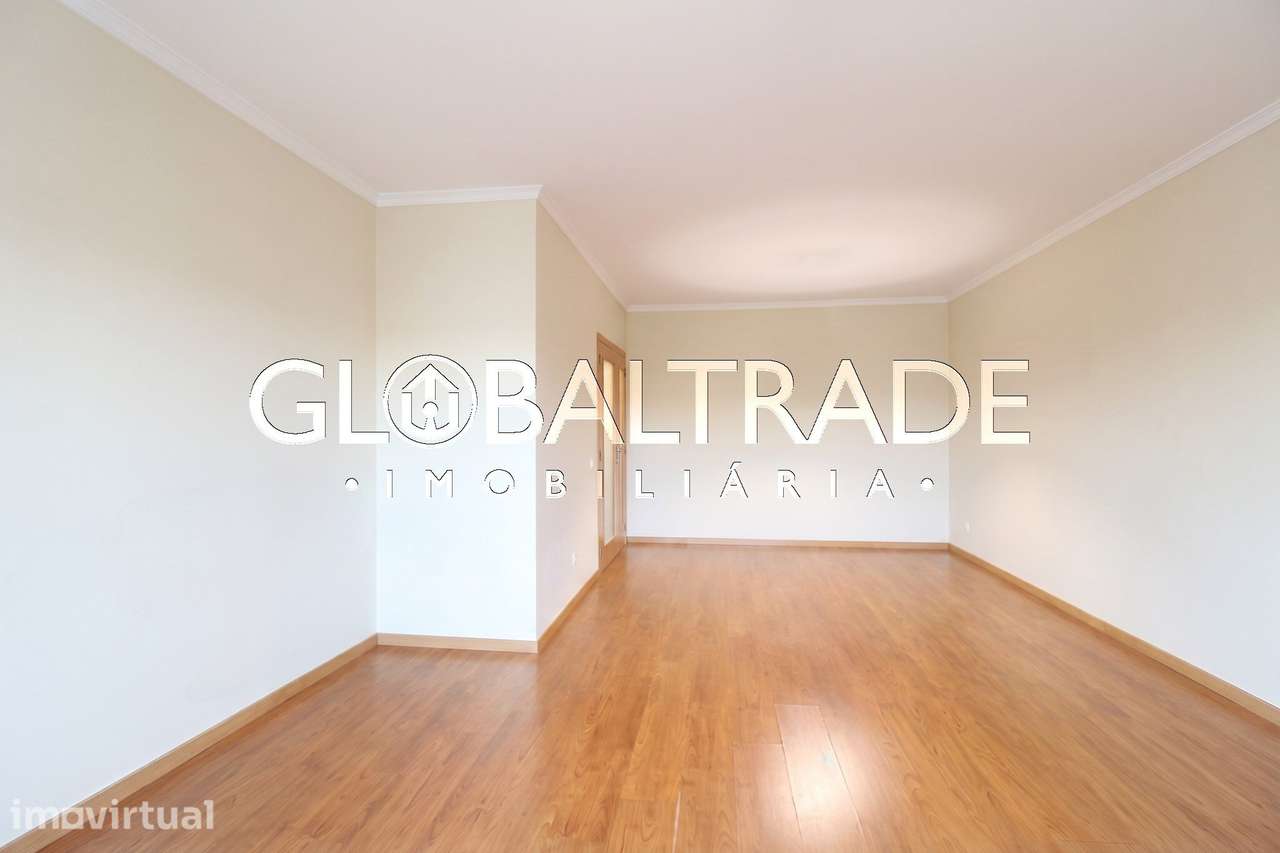 Apartamento T2 com Terraço em Baguim do Monte - Grande imagem: 4/27
