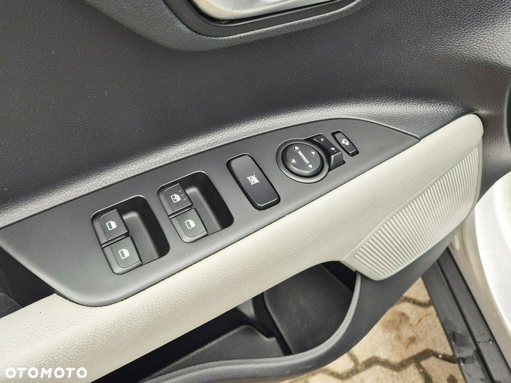 Kia Stonic 1.0 T-GDI L - 13
