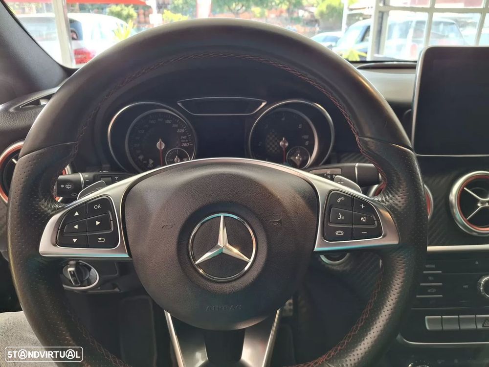 Mercedes-Benz A 180 d AMG Line Aut. - 13