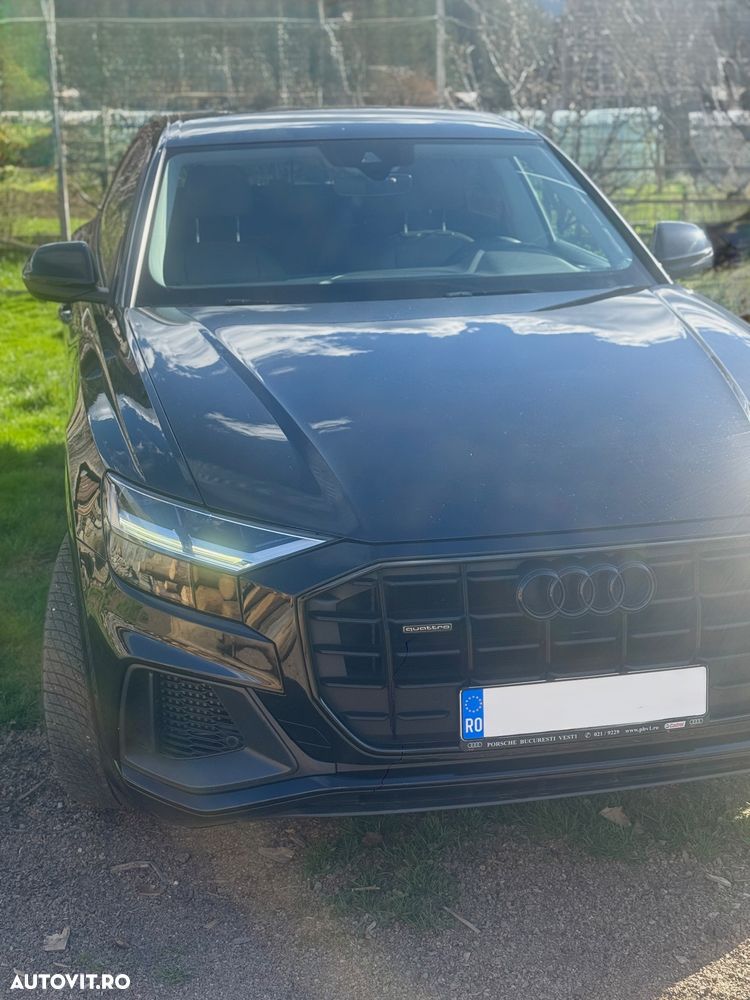 Audi Q8 - 1
