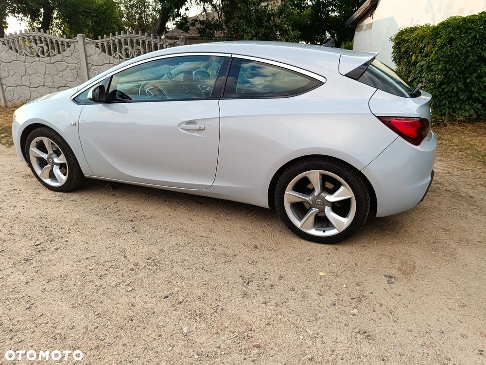 Opel Astra - 10
