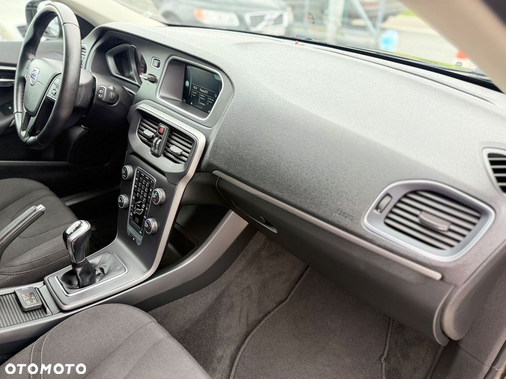 Volvo V40 - 31