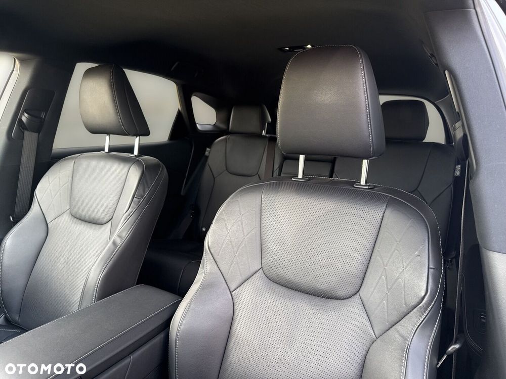 Lexus RX - 11