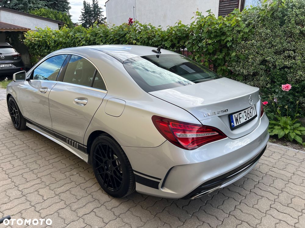 Mercedes-Benz CLA 250 4-Matic AMG Line - 7