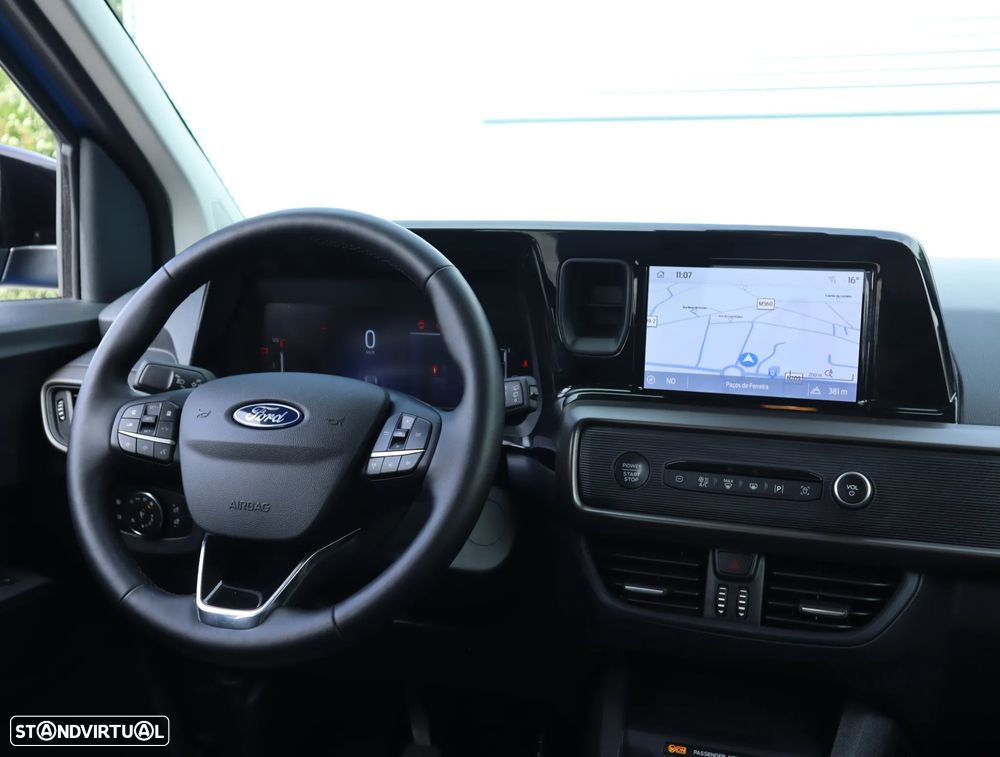 Ford Tourneo Courier 1.0 EcoBoost Titanium - 32
