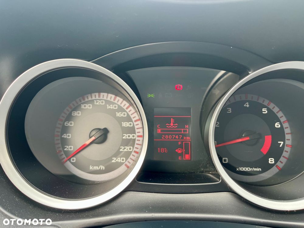 Mitsubishi Lancer 1.8 Inform - 10