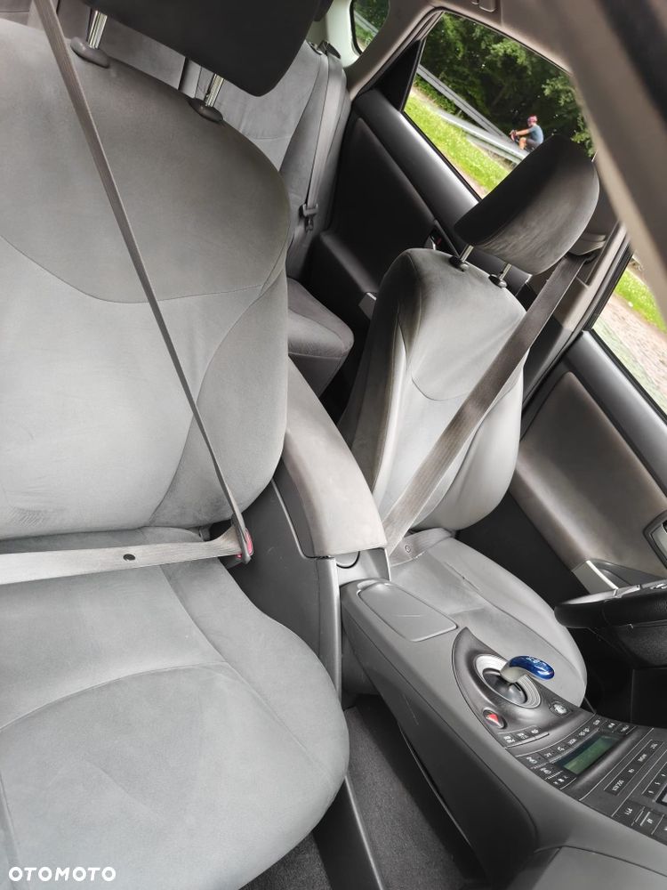 Toyota Prius - 6