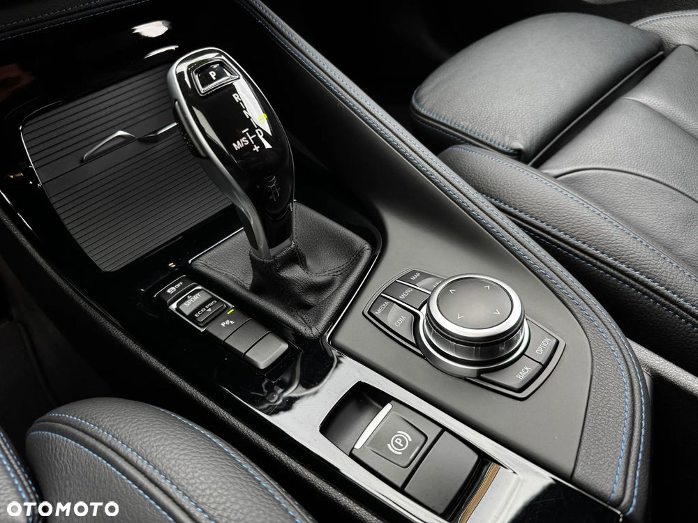 BMW X1 xDrive20d xLine - 21