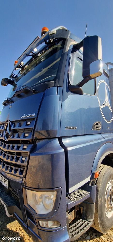 Mercedes-Benz Arocs - 21