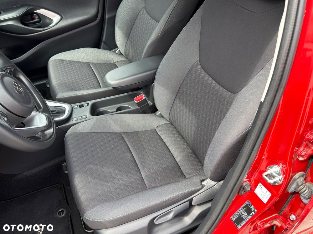 Toyota Yaris Hybrid 1.5 Tokyo Edition - 19