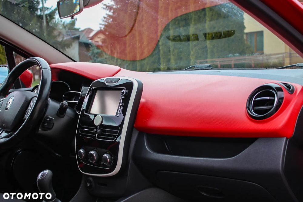 Renault Clio TCe 90 Dynamique - 23