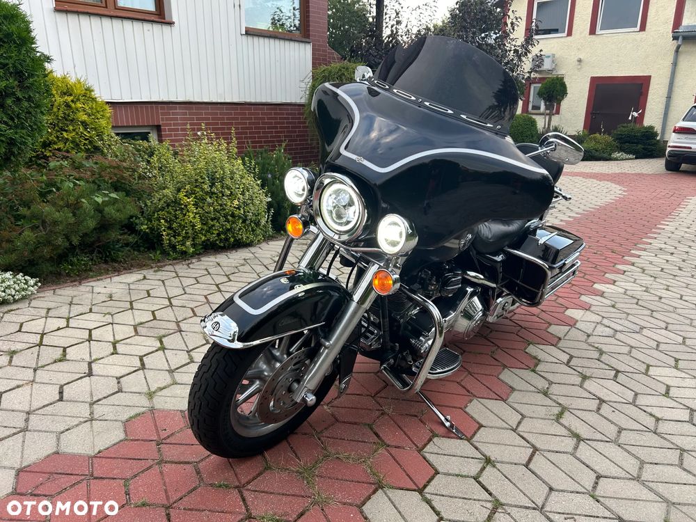 Harley-Davidson FLH Electra Glide - 16