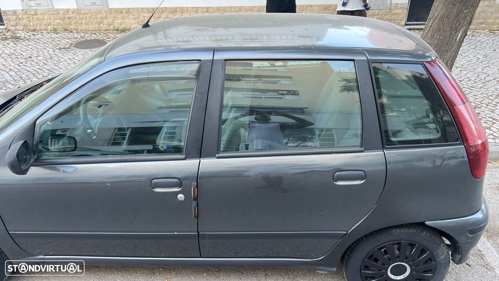 Fiat Punto 75 ELX Star - 2