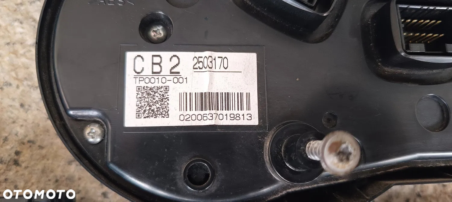 TRIUMPH XRT 800 LICZNIK KLUCZYK MODUŁ KOREK WLEW PALIWA ZESTAW ODPALENIA - 8