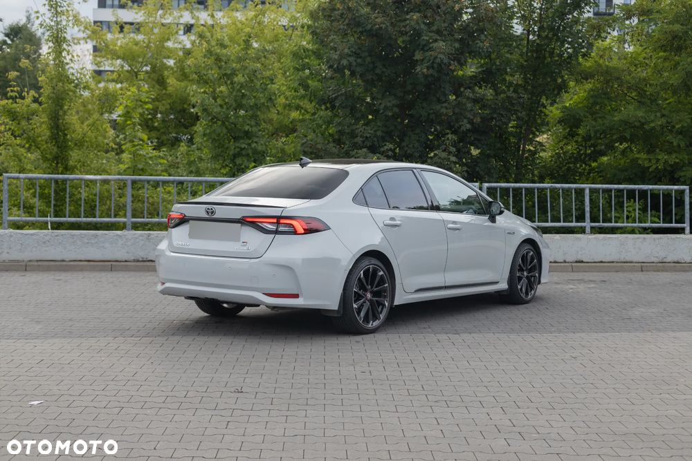 Toyota Corolla 1.8 Hybrid GR Sport - 9
