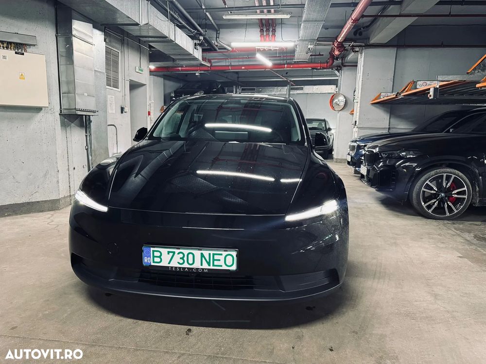 Tesla Model Y RWD - 1