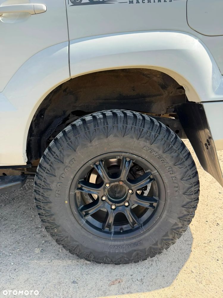 Toyota Land Cruiser - 19